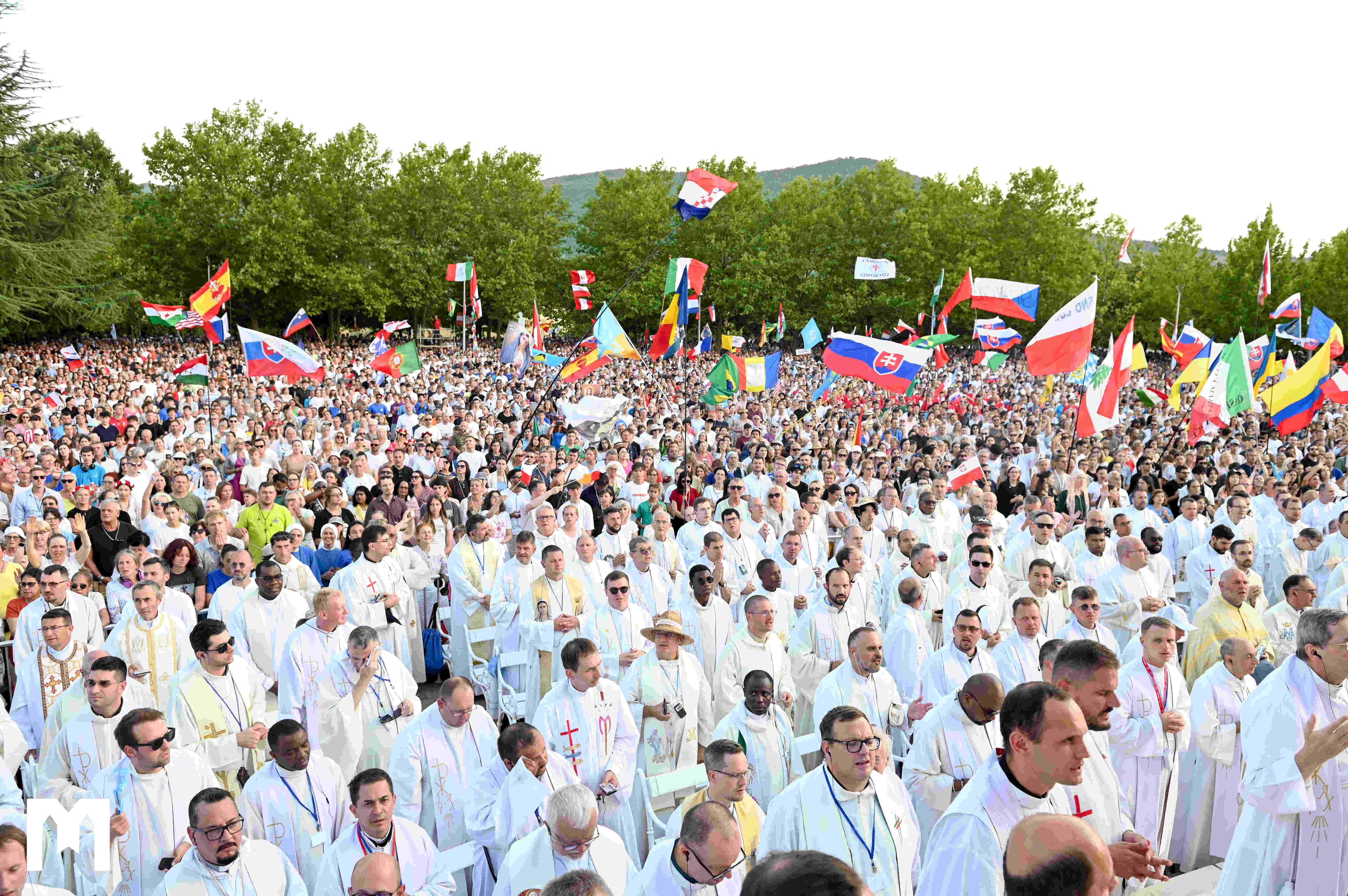 Bishop Petar Palić at the 37th Youth Festival: Christ is our Source and His Grace Never Stops Flowing