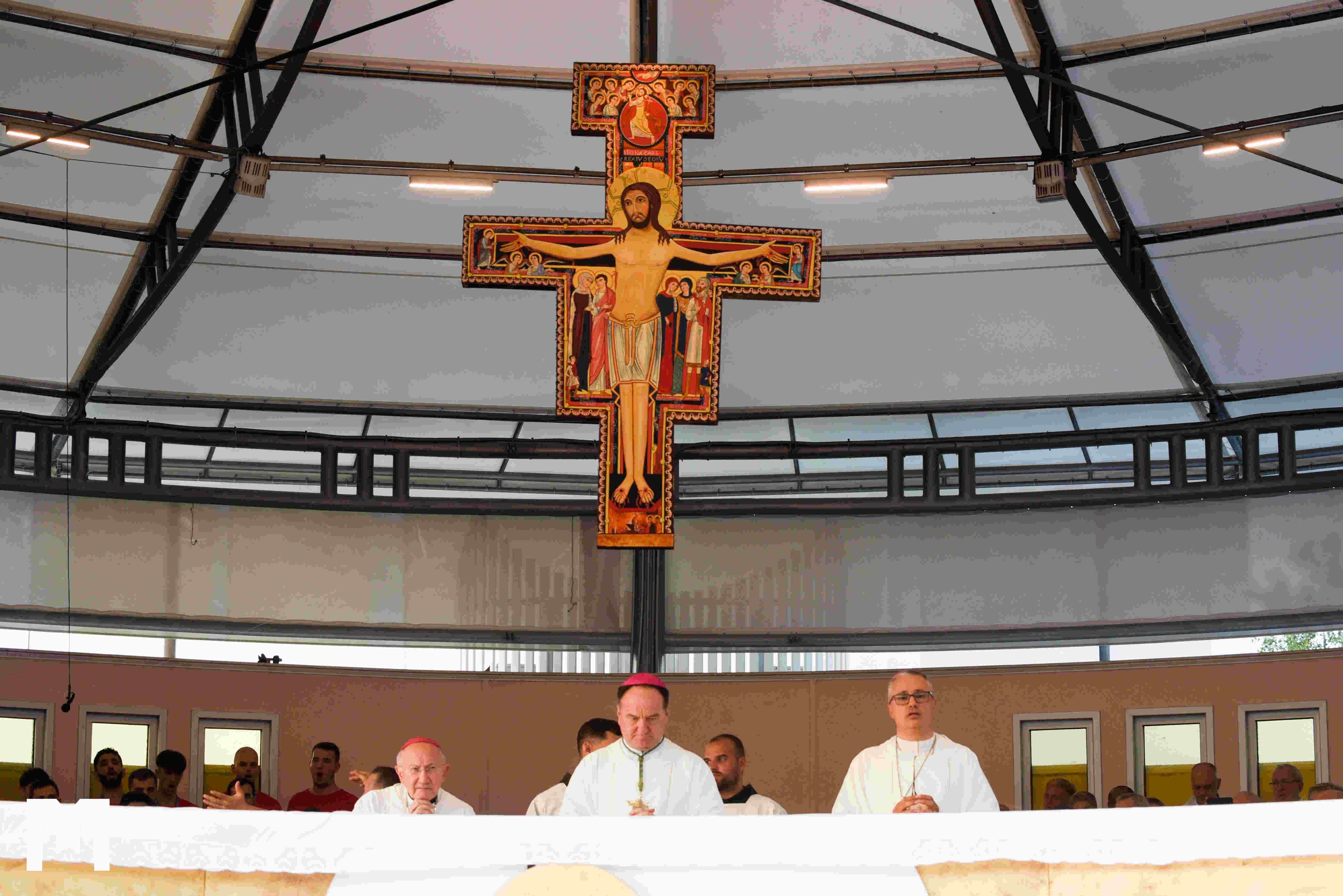Bishop Petar Palić at the 37th Youth Festival: Christ is our Source and His Grace Never Stops Flowing
