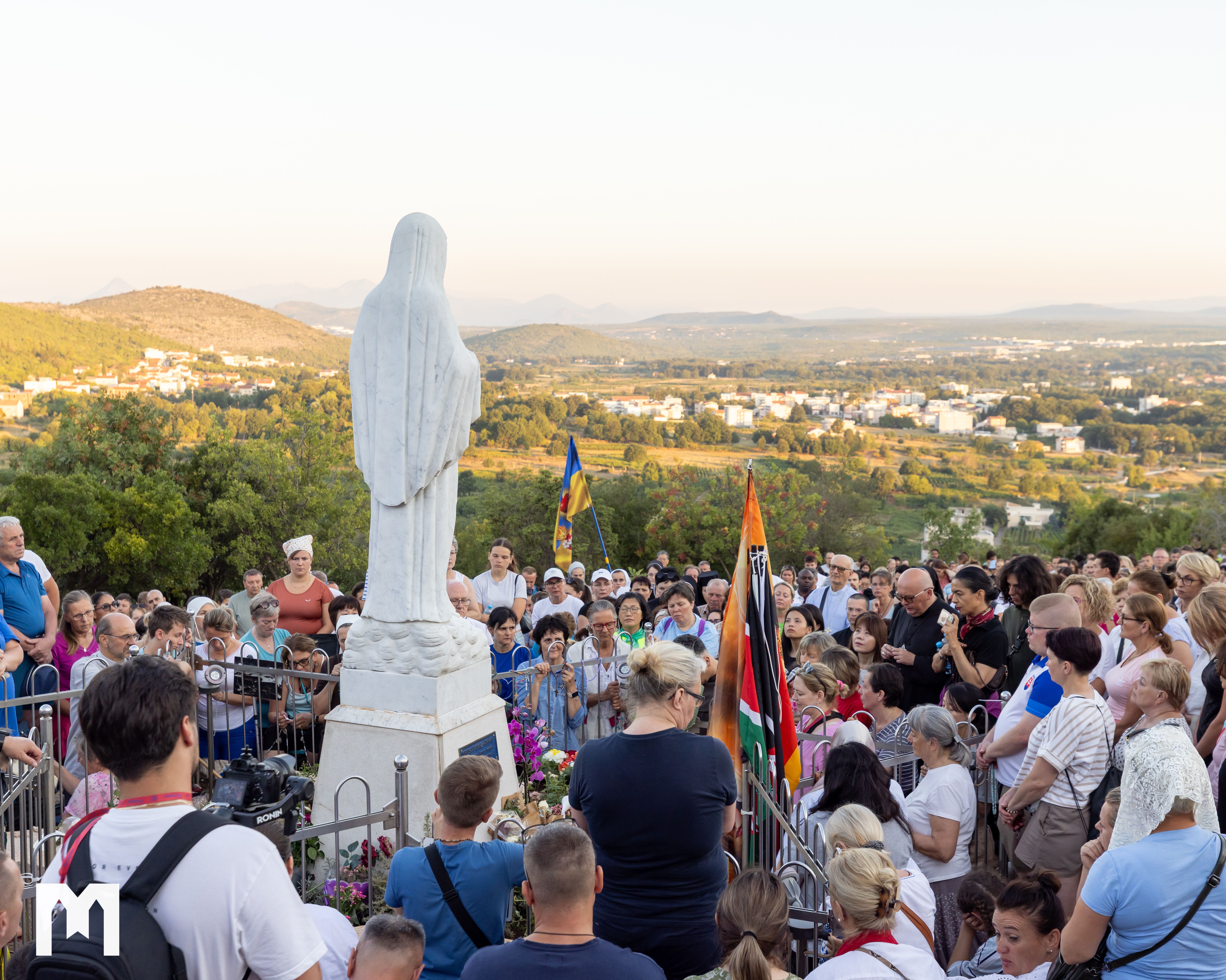  Drugi dzień 37. Mladifestu – „Pójdźmy do źródła, tam woda jest czysta, tam jest cisza, tam jest pokój”