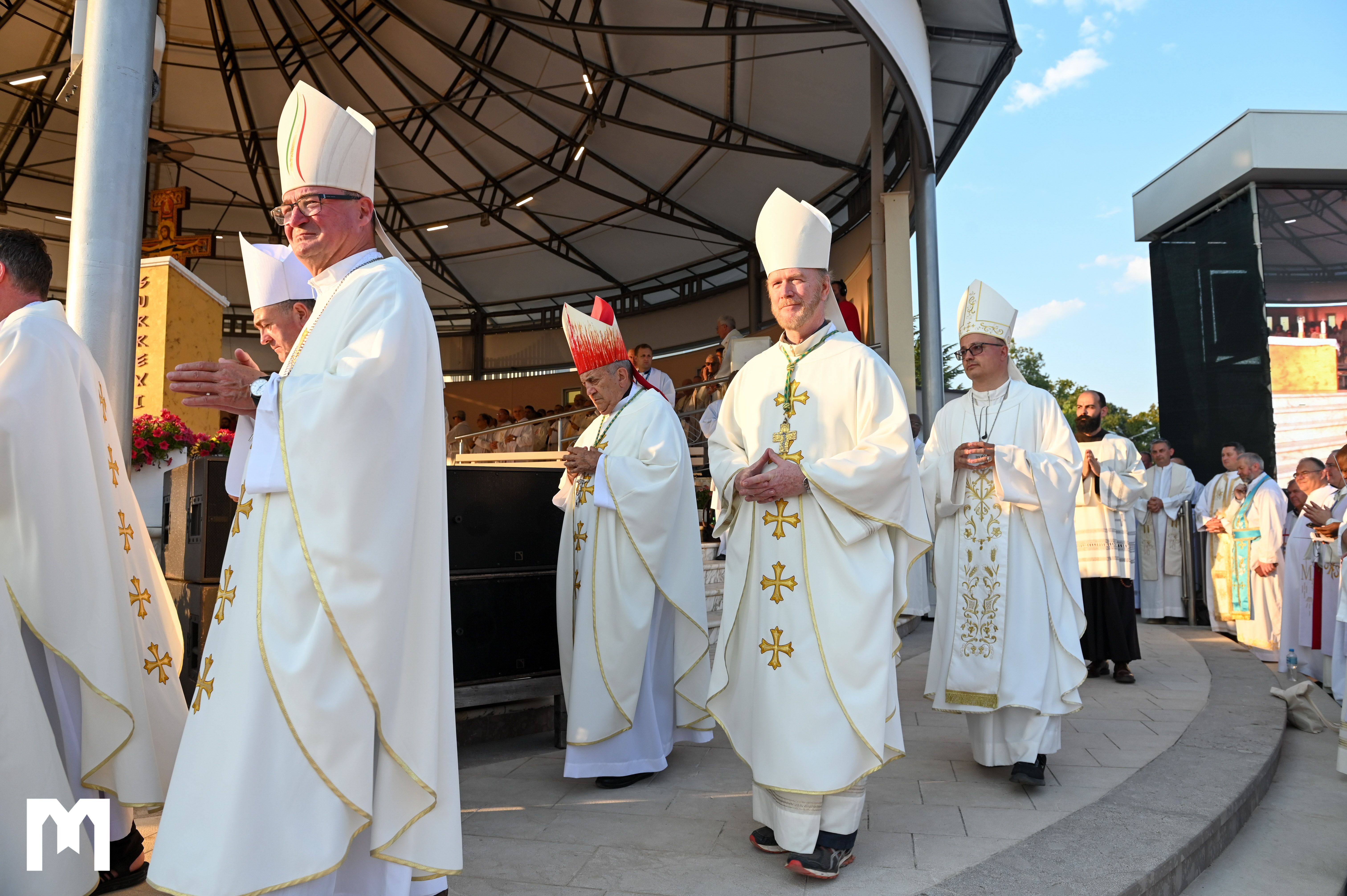 Quarto giorno del 37° Festival Internazionale dei Giovani Arcivescovo Aldo Cavalli: “Medjugorje è un giardino ricolmo di frutti di grazia, di pace, di fede…”