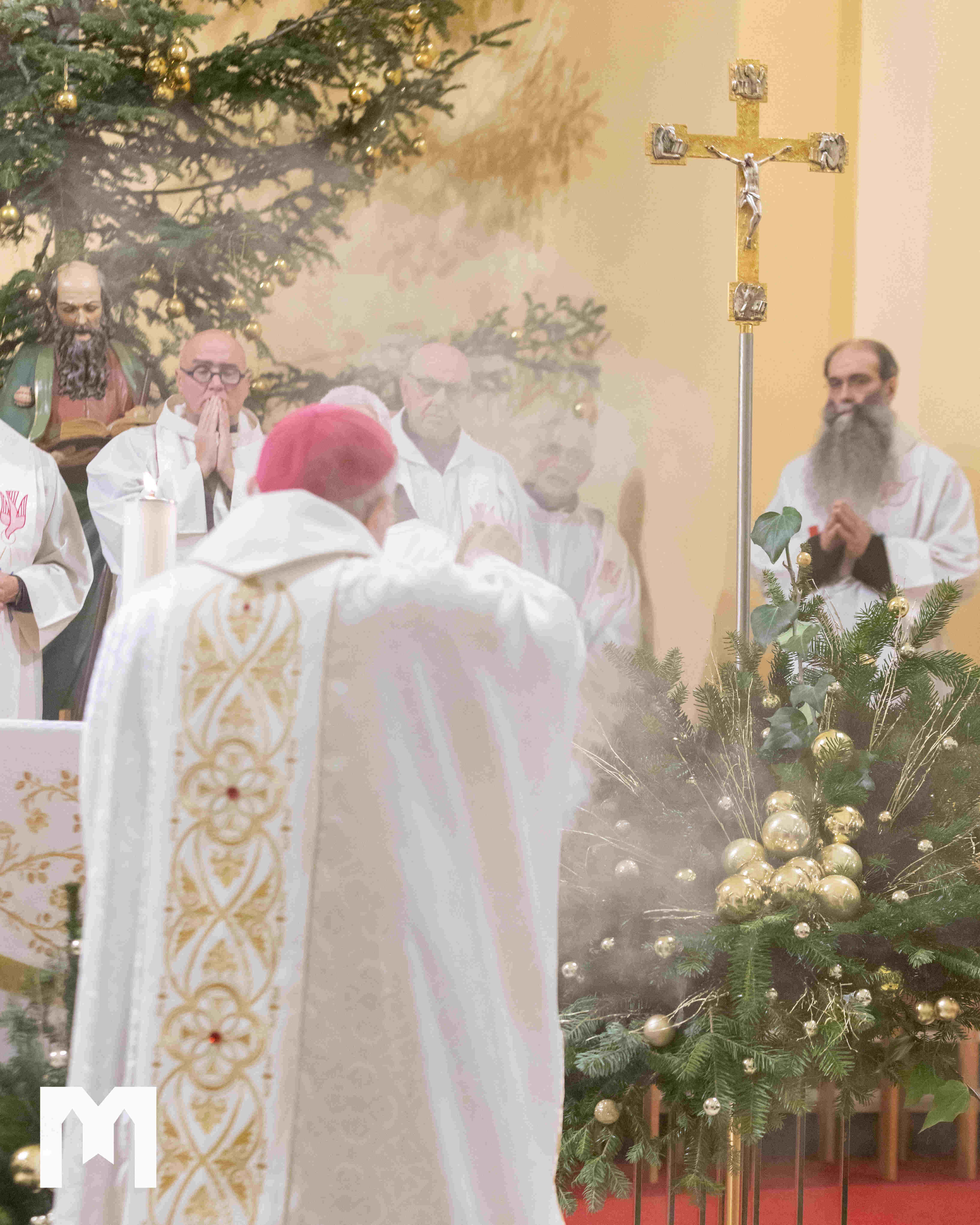 L'Arcivescovo Aldo Cavalli ha presieduto la Messa di Mezzanotte a Medjugorje: Dio si è fatto uomo per amore