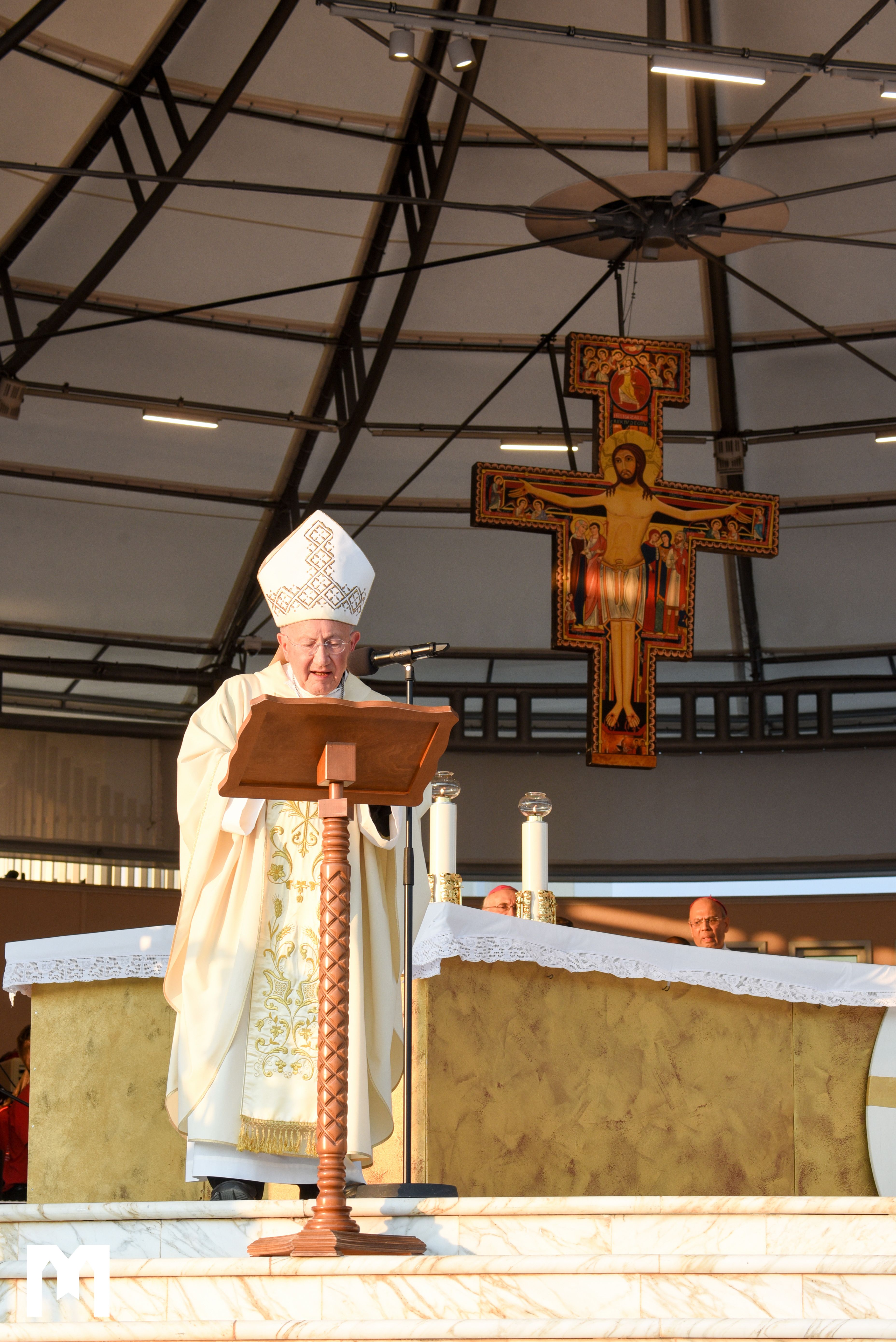 Počeo 37. Mladifest – Nuncij Chullikatt: Papa vas potiče da ne pristajete na prolaznu sreću