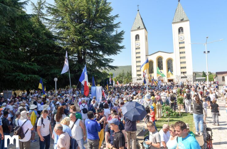Hodnja mira i molitveni program u Međugorju za 45. obljetnicu ukazanja Kraljice Mira