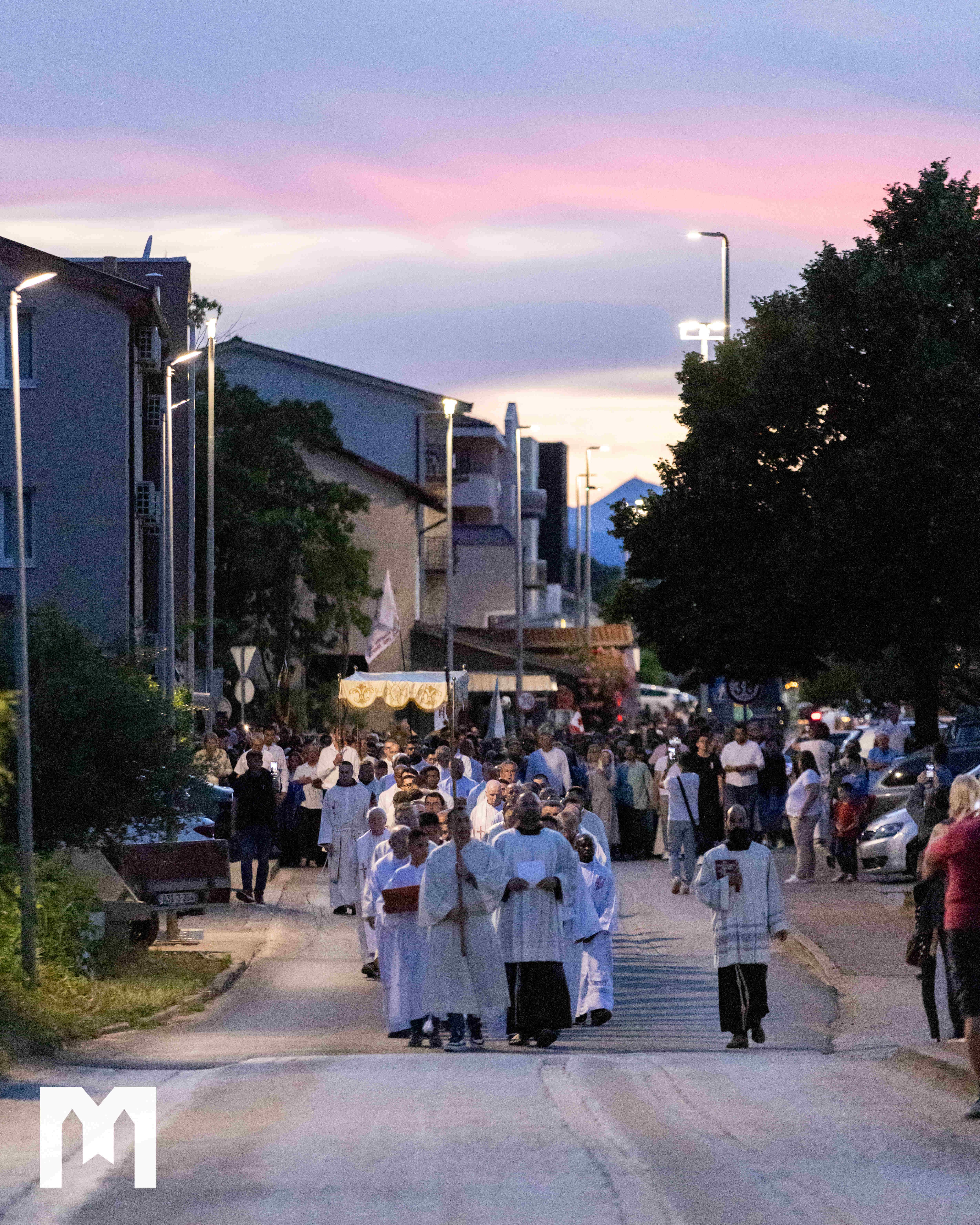 FOTO: Processione del Corpus Domini con il Santissimo Sacramento per le vie di Medjugorje