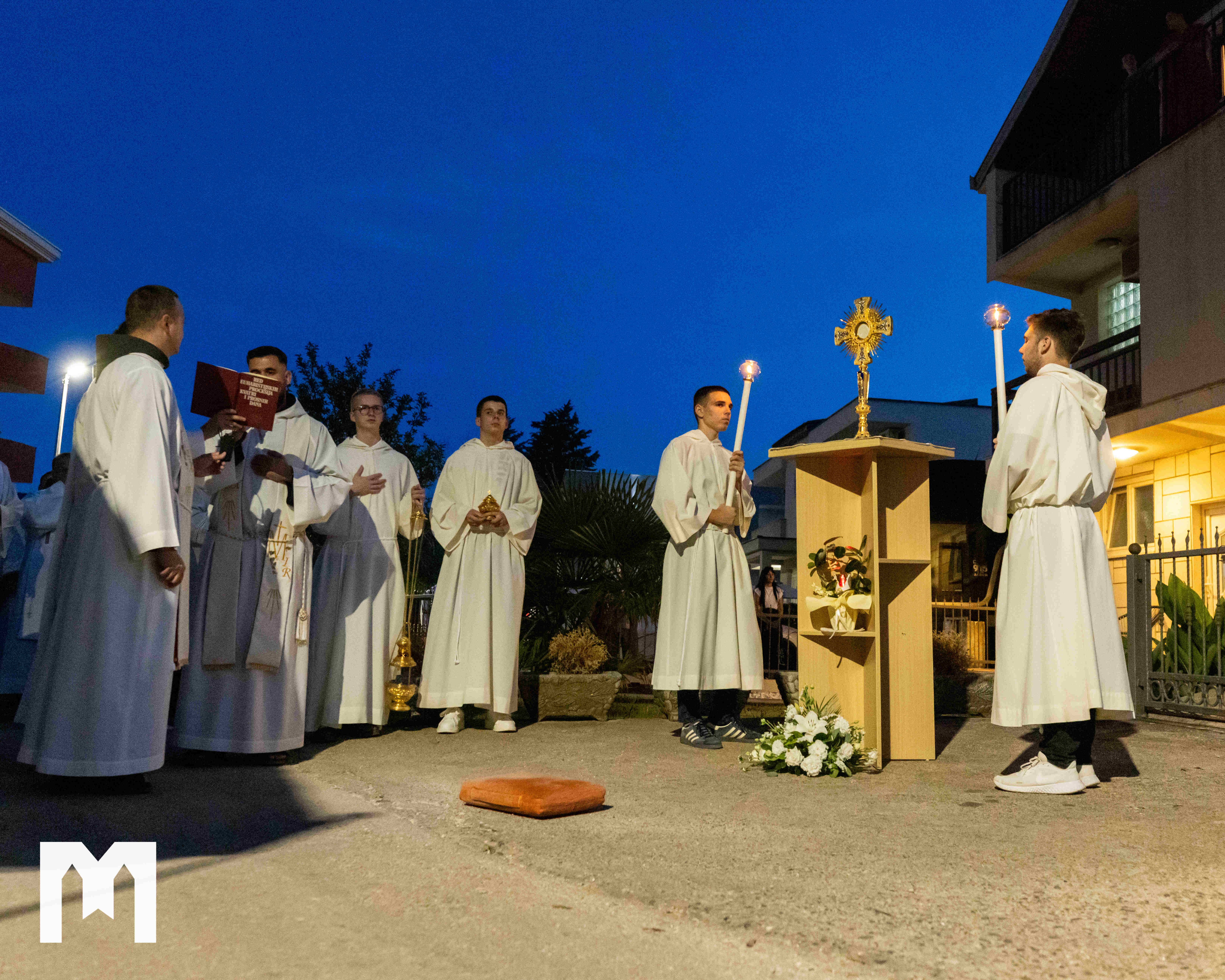 FOTO: Processione del Corpus Domini con il Santissimo Sacramento per le vie di Medjugorje